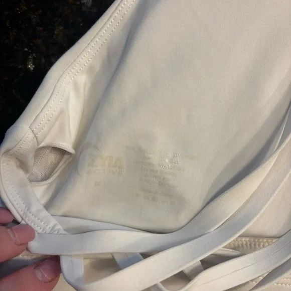 Zyia Active Women’s White Racerback Strappy Bra Size Medium - Picture 4 of 4